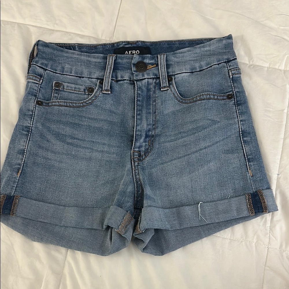 Aeropostale High Ruse Curvy Blue Denim Shorts 3”